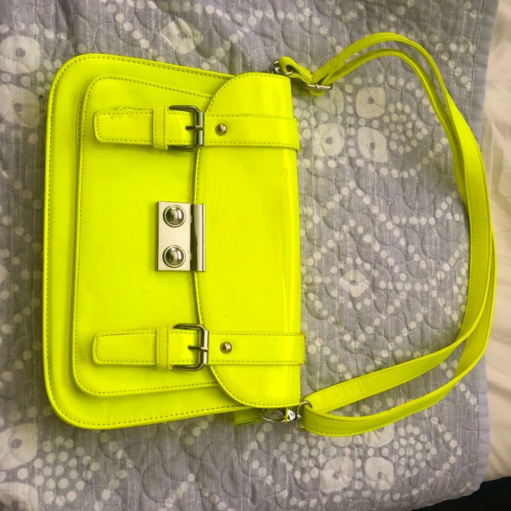 Forever 21 crossbody bag